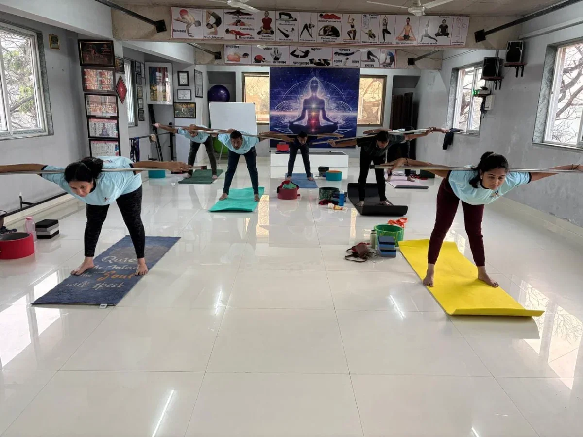 Group Yoga Alignment & Posture Correction Batch